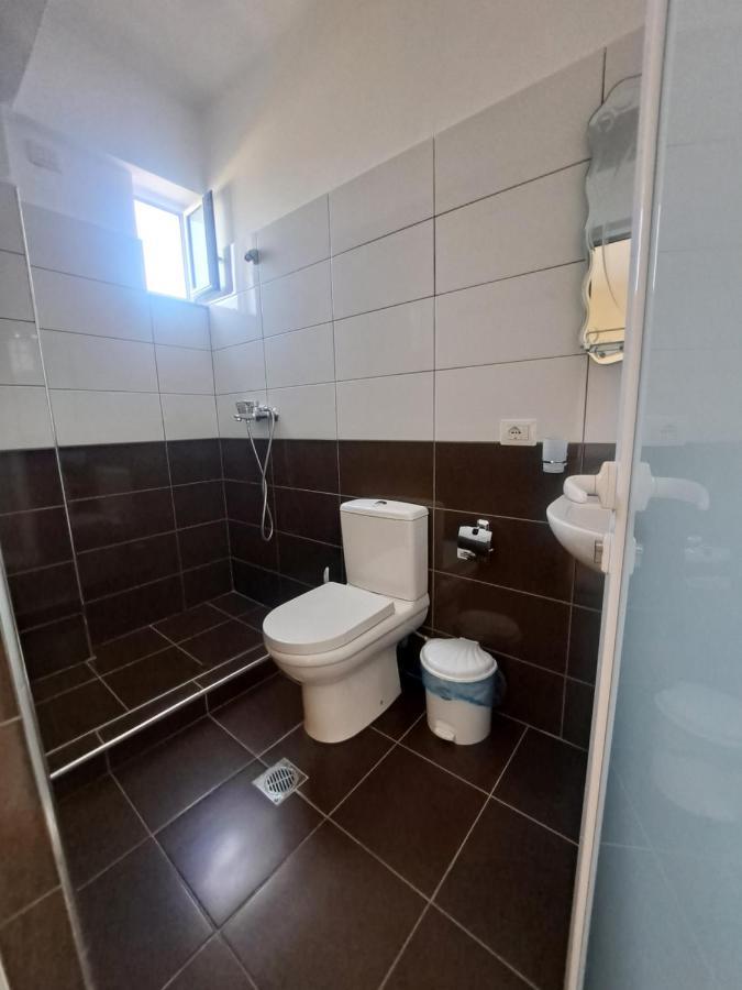 Vila Dasho Sarandë Buitenkant foto