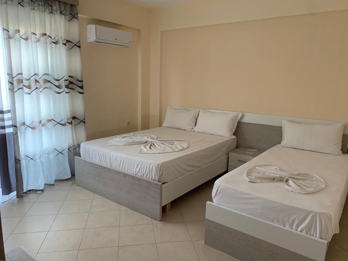 Vila Dasho Sarandë Buitenkant foto