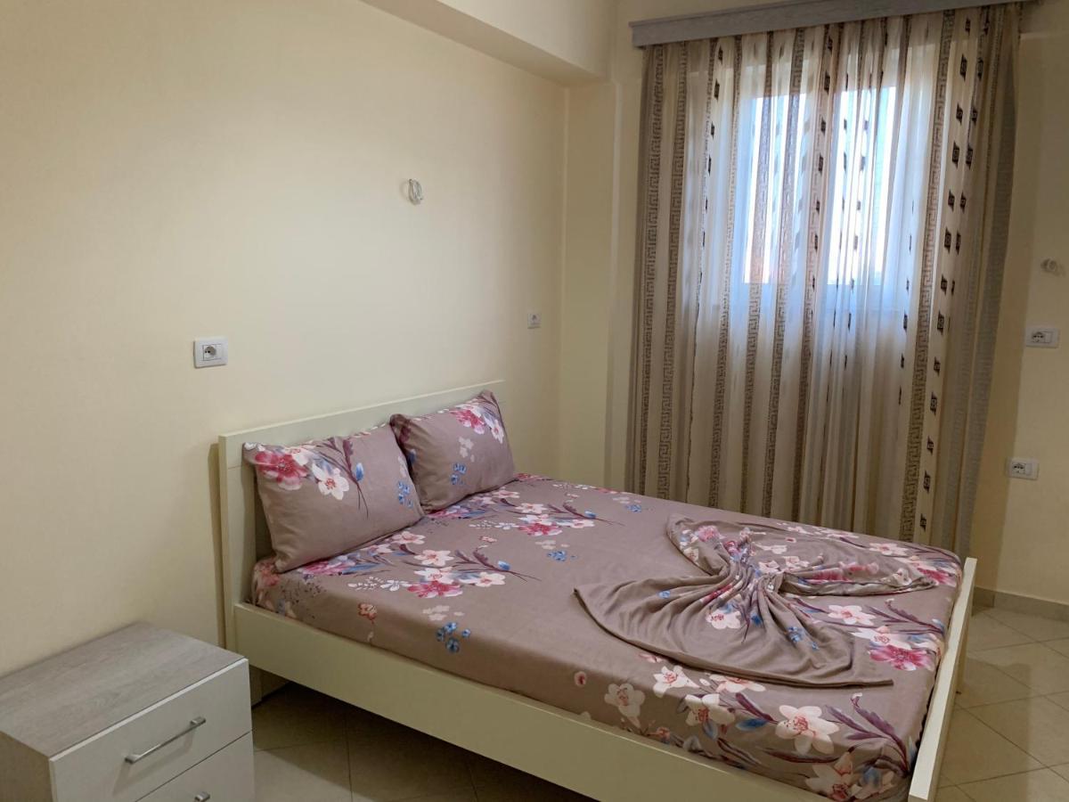 Vila Dasho Sarandë Buitenkant foto